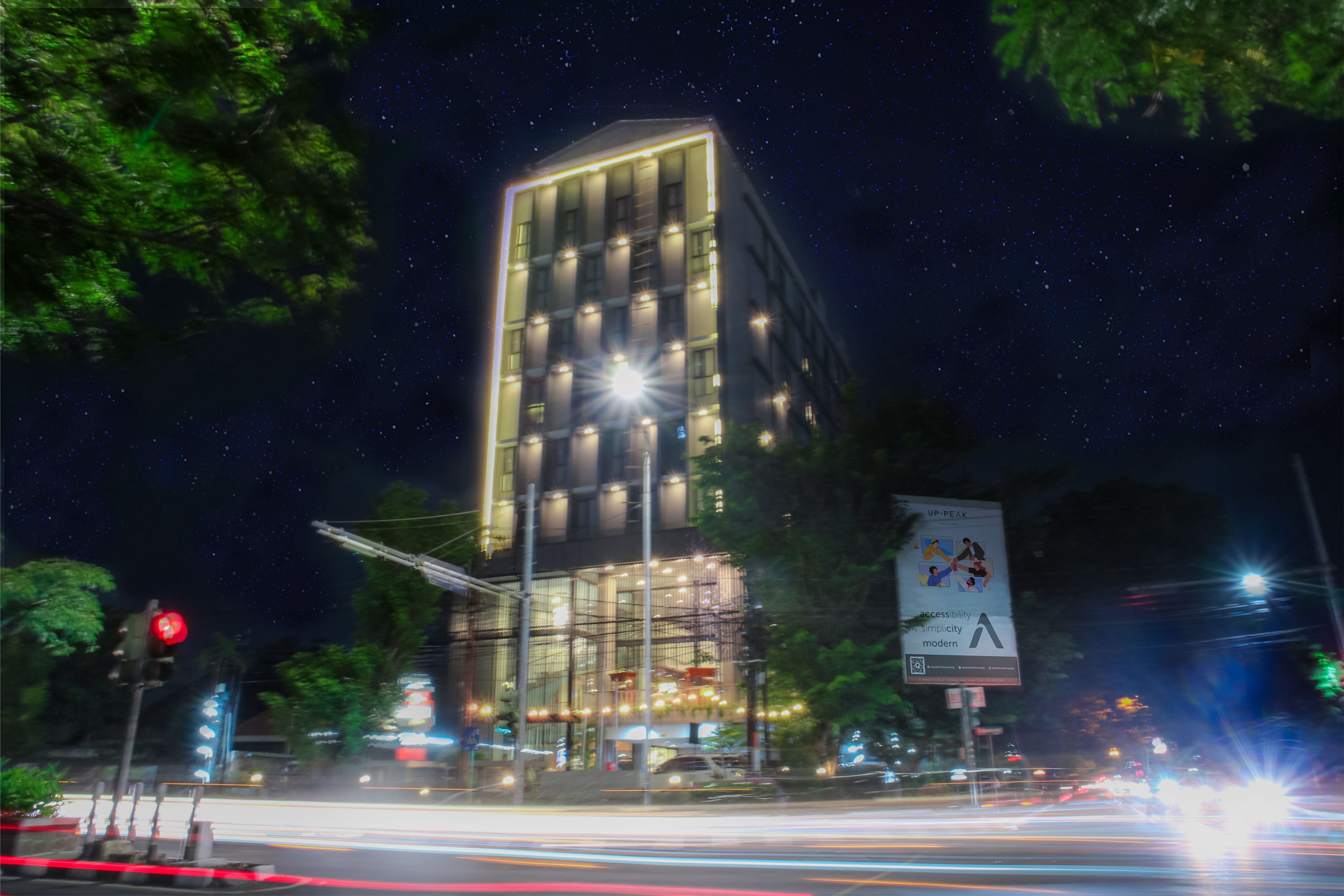 UP PEAK HOTEL SIMPANG LIMA SEMARANG