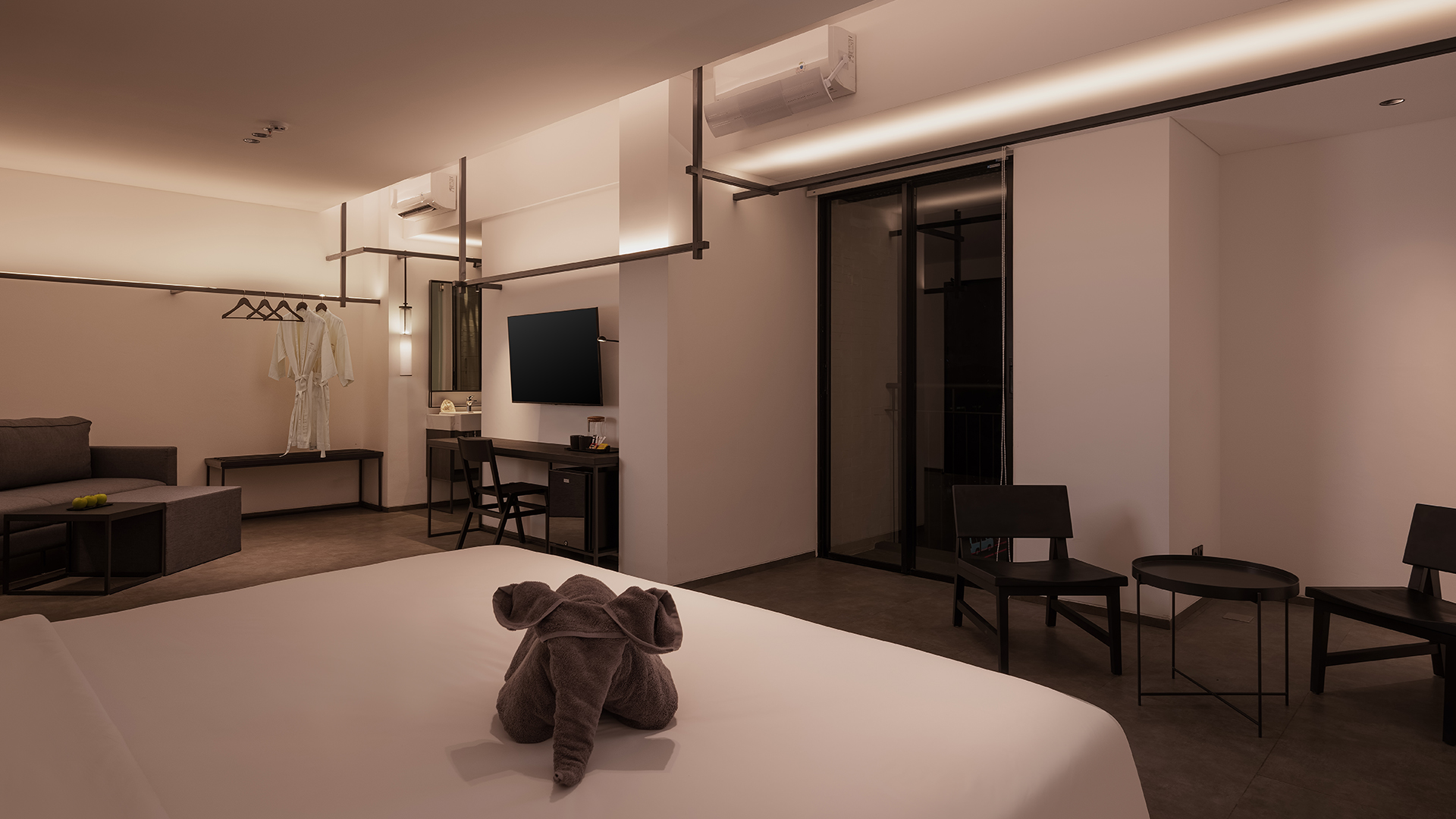 REZ HOTEL SEMARANG