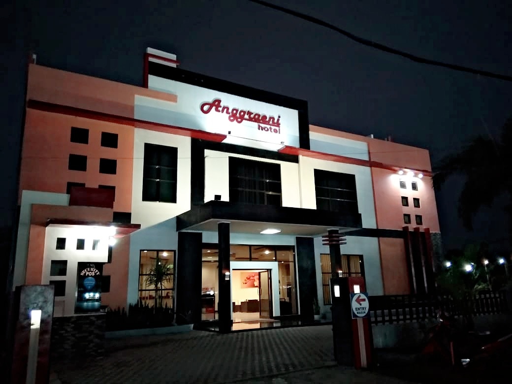 HOTEL ANGGRAENI JATIBARANG
