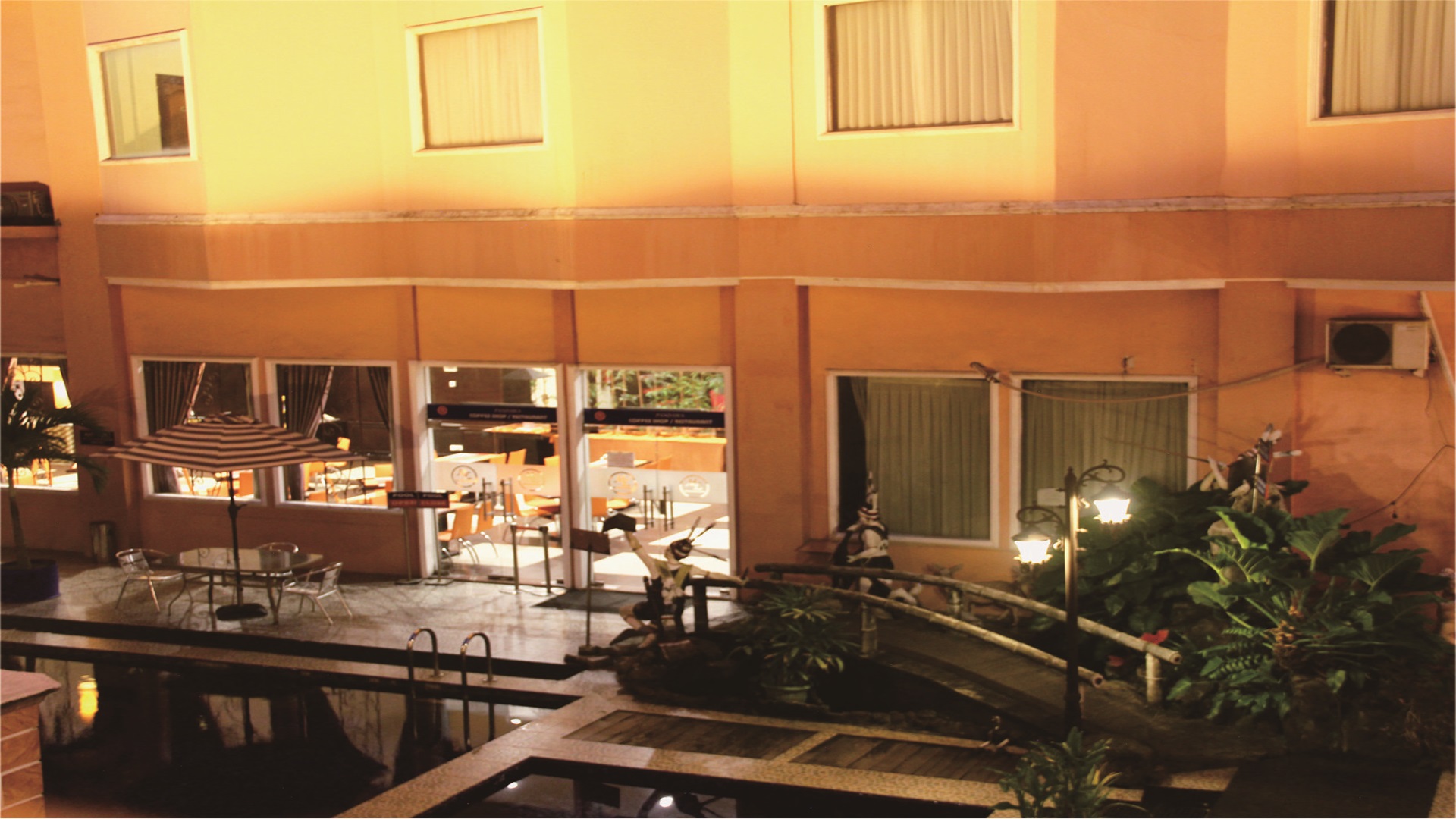 HOTEL MEGA LESTARI